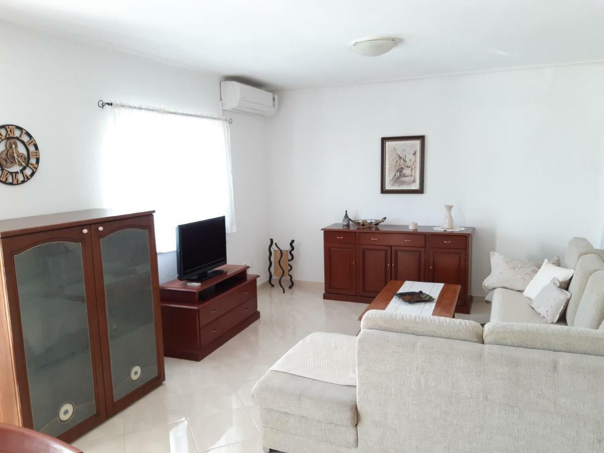 Apartments Kule Брела Екстериор снимка