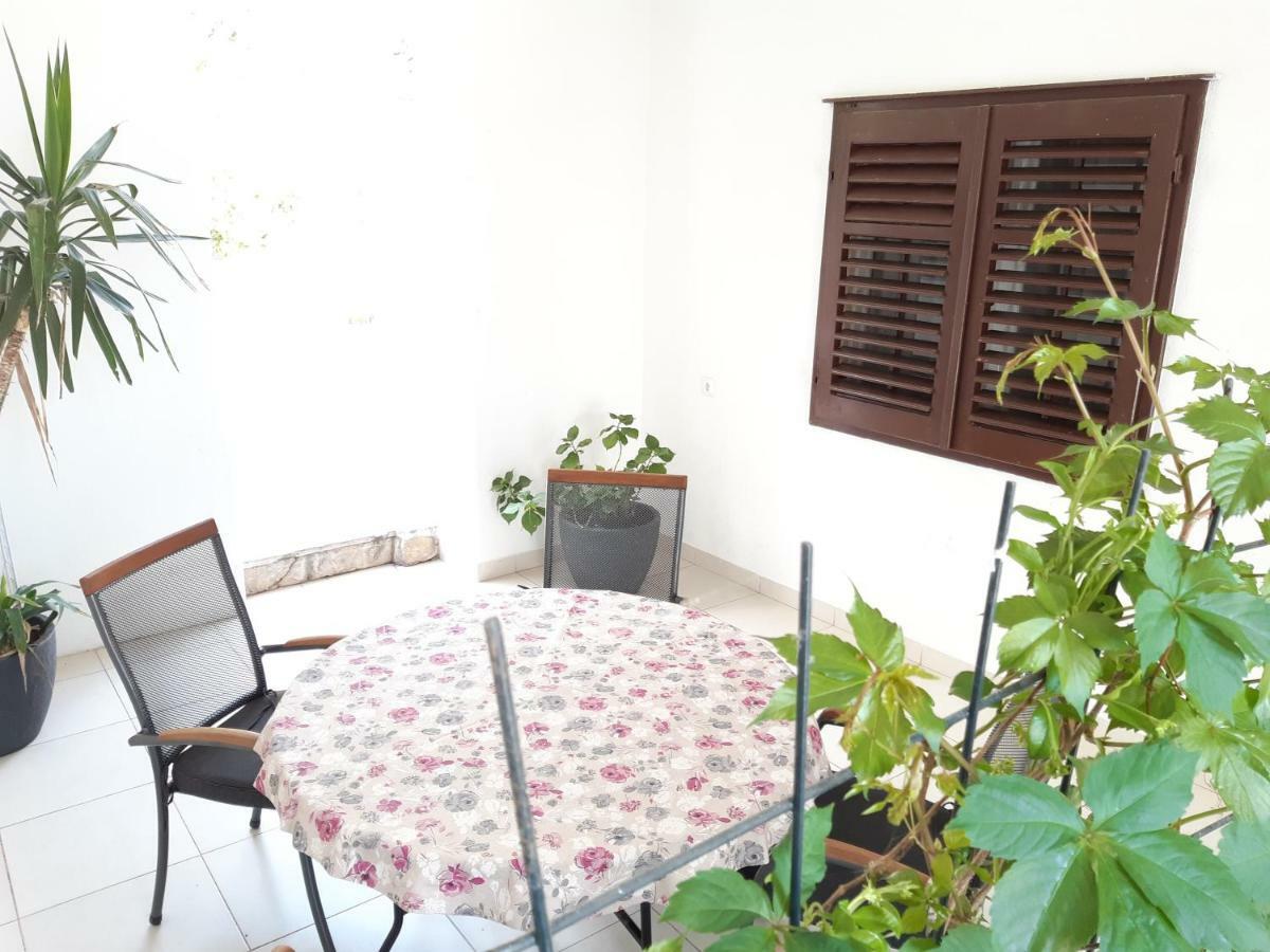 Apartments Kule Брела Екстериор снимка