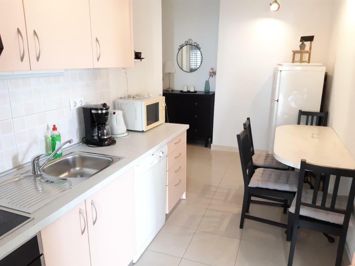 Apartments Kule Брела Екстериор снимка