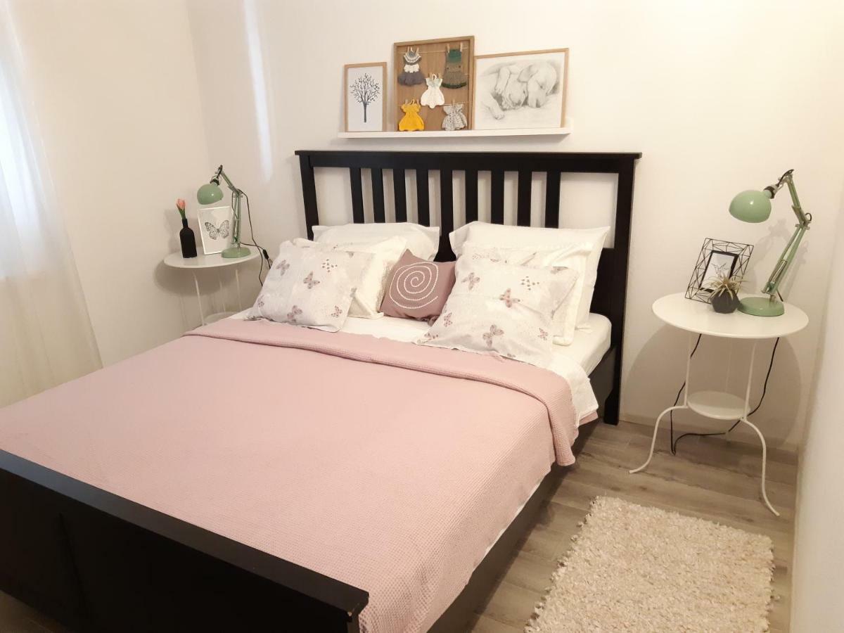 Apartments Kule Брела Екстериор снимка