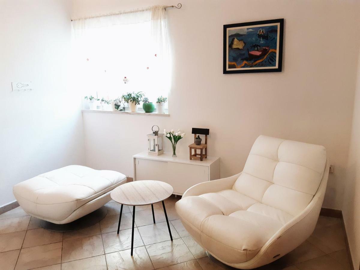 Apartments Kule Брела Екстериор снимка