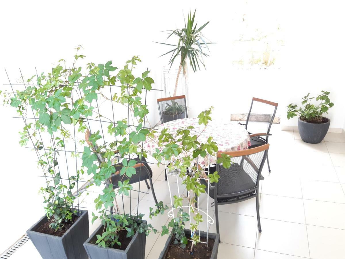 Apartments Kule Брела Екстериор снимка