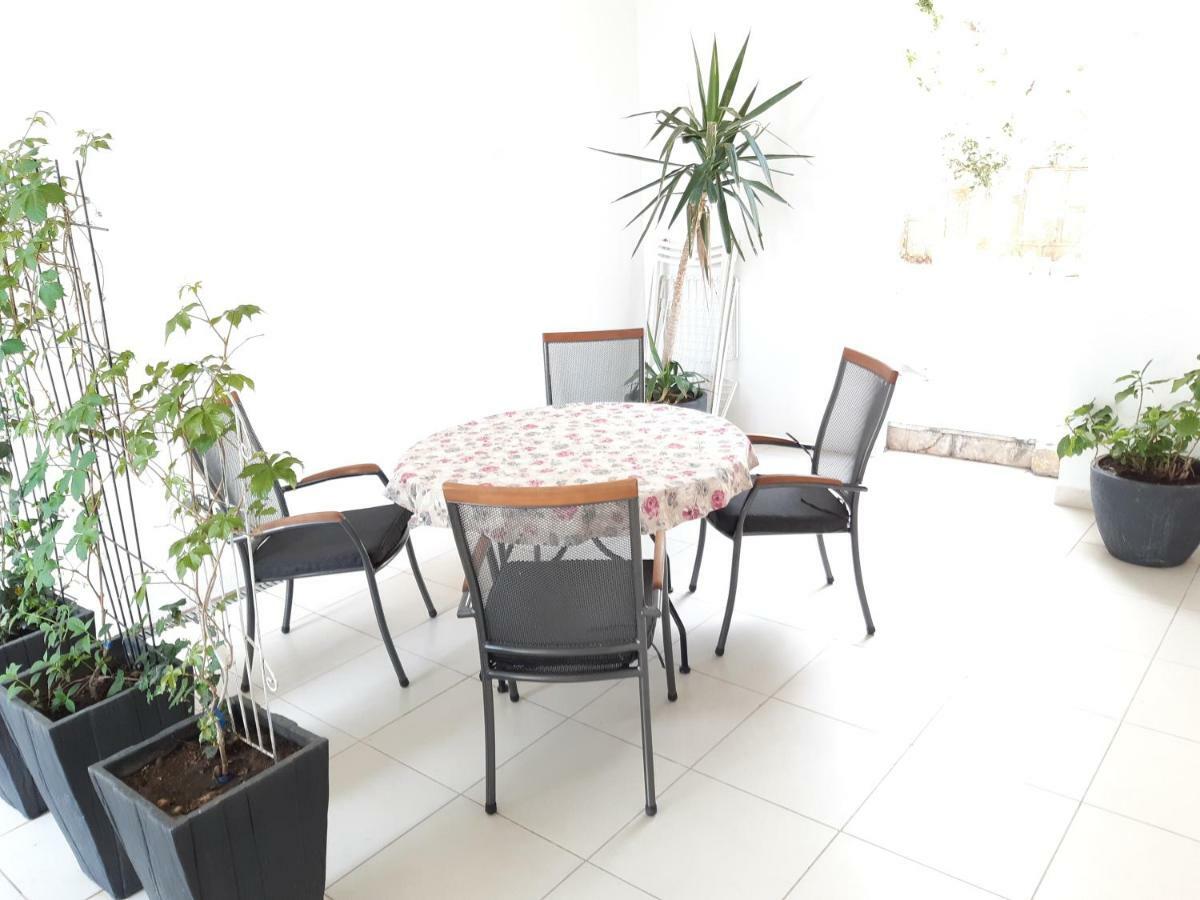 Apartments Kule Брела Екстериор снимка